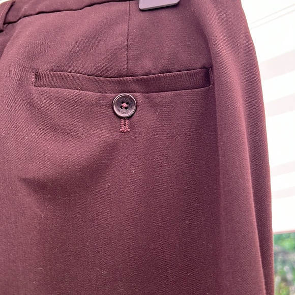Excellent condition Jones New York Signature size 4 Brown Dress Pants. - Picture 8 of 13